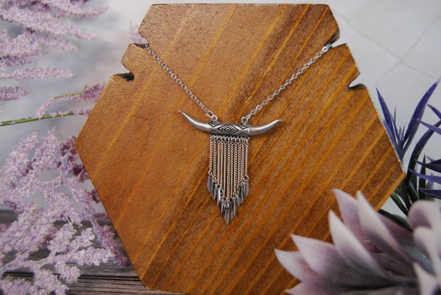 Western Metal Horns Necklace