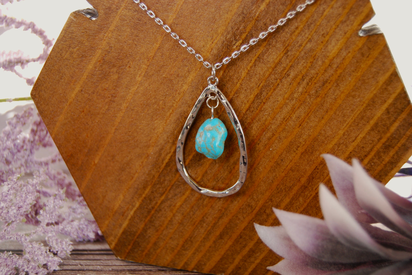 Asymmetrical Teardrop Pendant Necklace