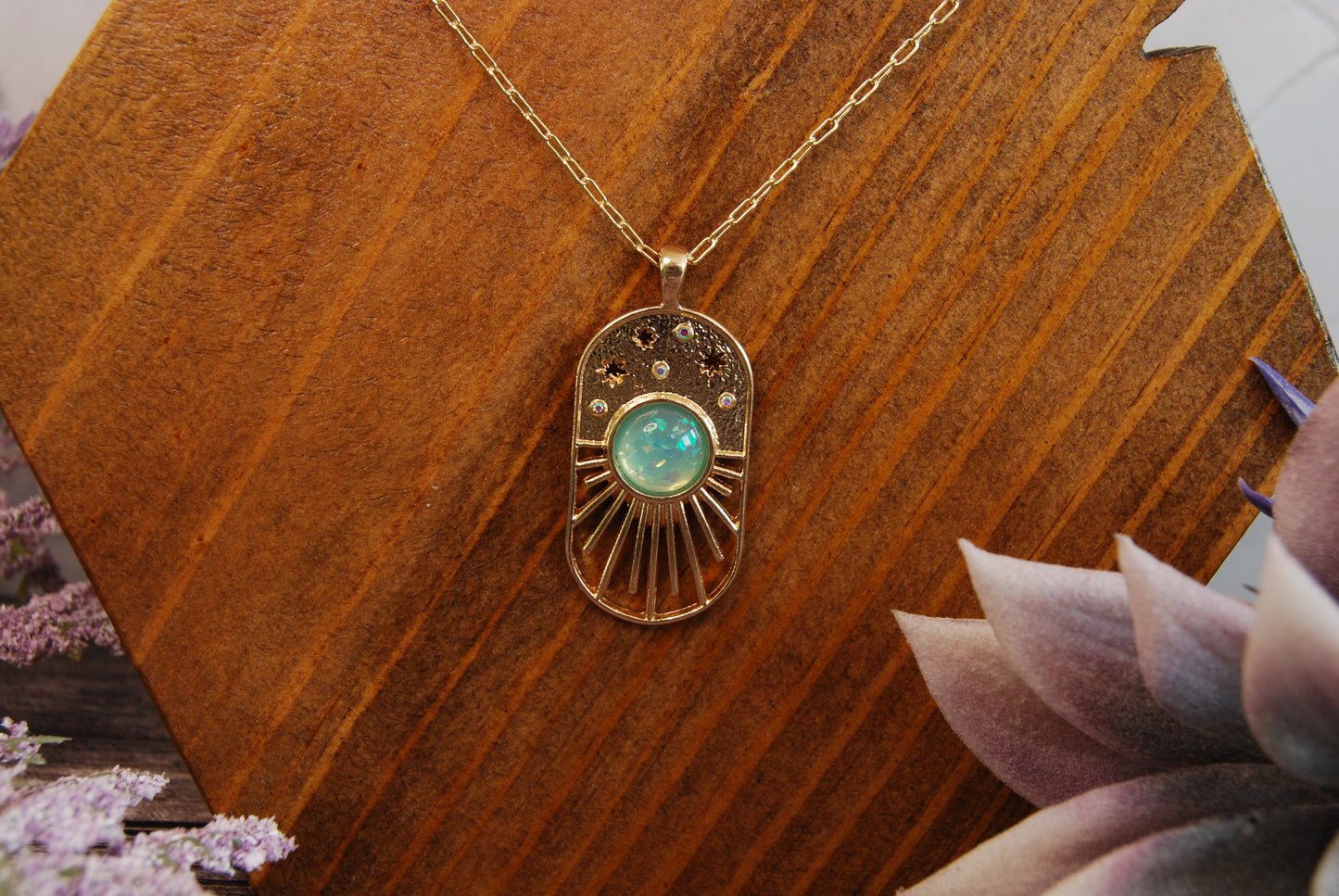 Gold Starfinder with Green Gem Pendant Necklace