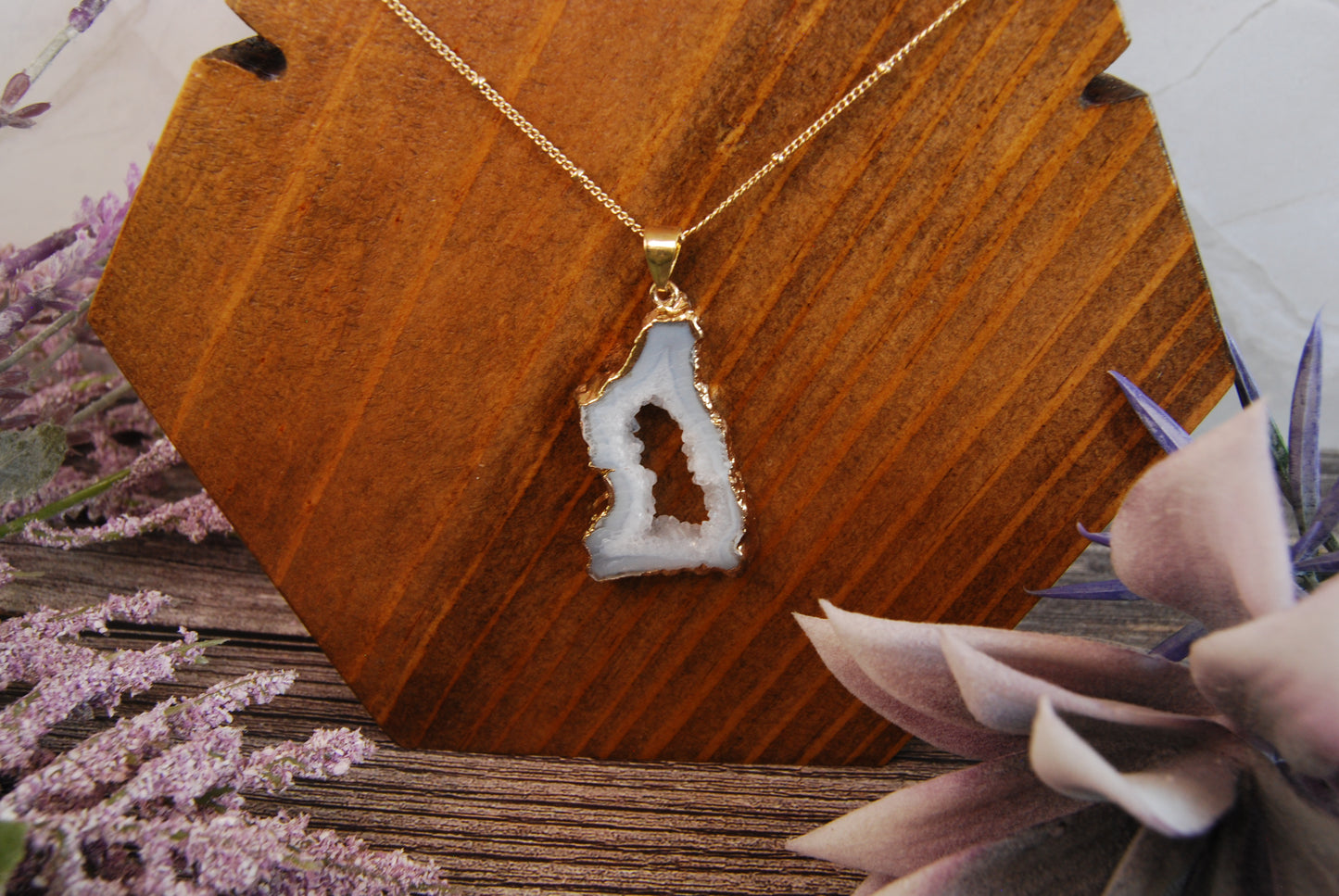 One Geode Pendant Necklace with Gold Chain