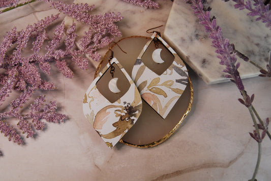 Decorative Craft Paper Earrings With Shell Moon