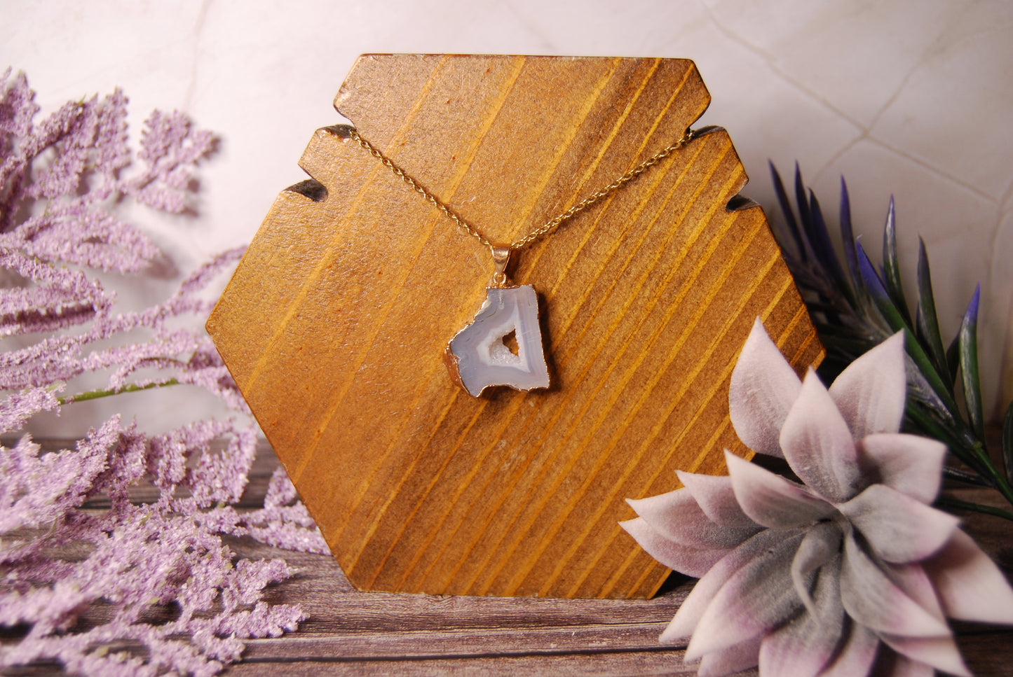 Agate Geode Pendant Necklace