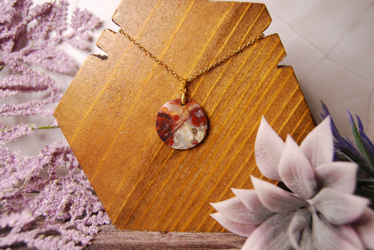 Round Crazy Lace Pendant Neckalce